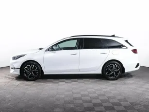 Kia  3