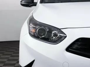 Kia  7