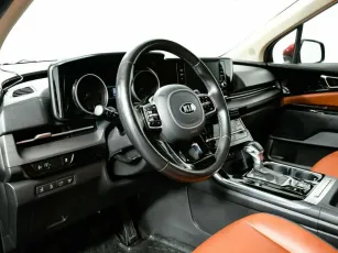 Kia  11