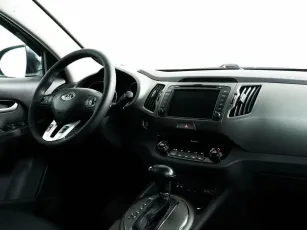 Kia  9