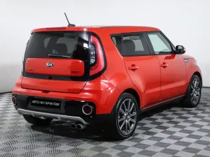 Kia  3