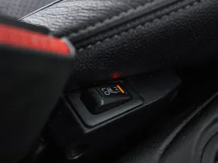 Mitsubishi  10