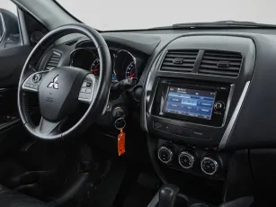 Mitsubishi  12