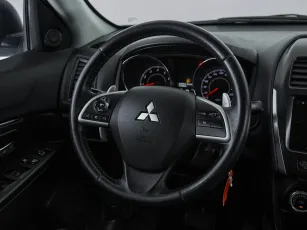 Mitsubishi  15