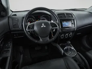 Mitsubishi  9