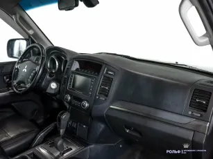 Mitsubishi  6