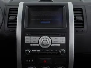 Nissan  12