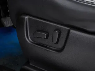 Nissan  18