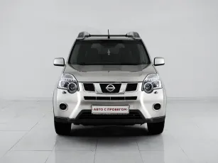 Nissan  2