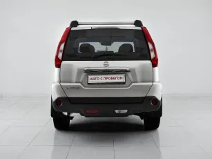 Nissan  6