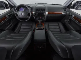 Volkswagen  8