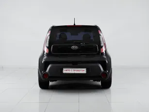 Kia  6