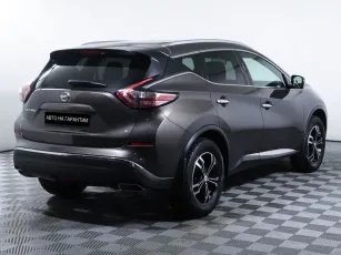 Nissan  3