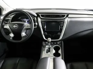 Nissan  6
