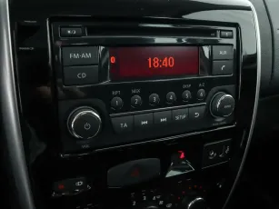 Nissan  7