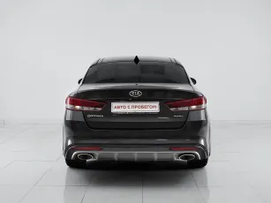 Kia  6
