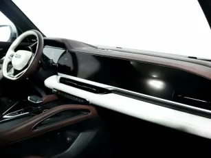 Geely  8