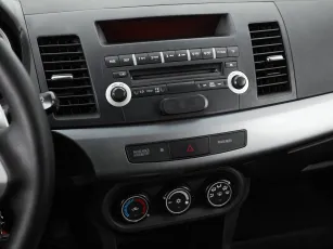 Mitsubishi  12