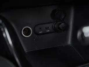 Kia  11