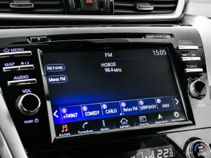 Nissan  10