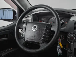 SsangYong  10