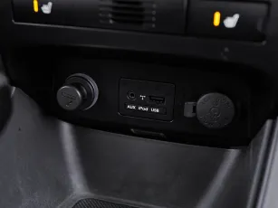 Kia  15