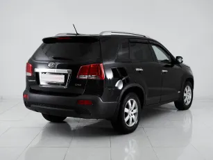 Kia  4
