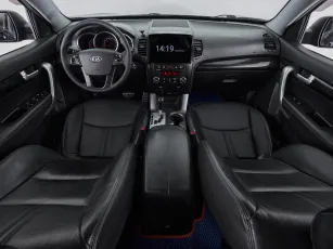 Kia  8