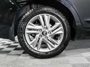 Hyundai  6