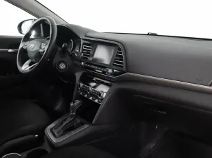 Hyundai  7
