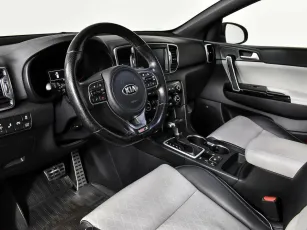 Kia  11