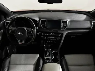 Kia  12