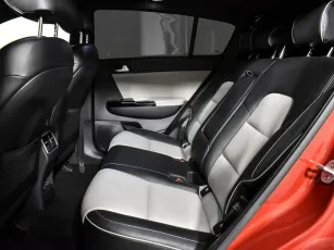 Kia  21