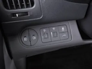 Hyundai  17