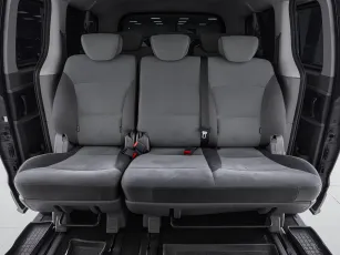 Hyundai  18