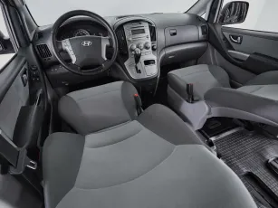 Hyundai  9