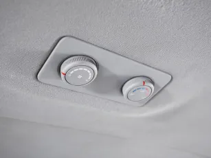 Hyundai  11
