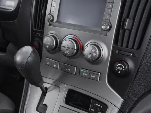 Hyundai  13