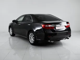 Toyota  5