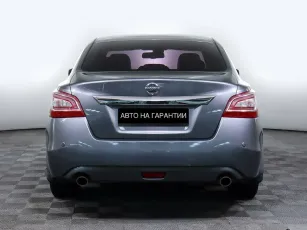Nissan  6