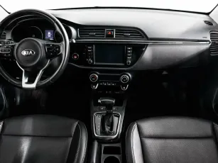 Kia  8