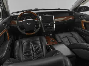 Nissan  7
