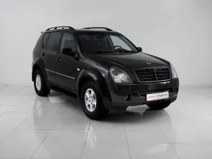 SsangYong  3