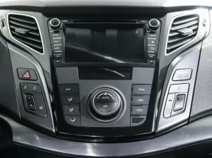 Hyundai  8