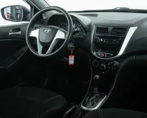 Hyundai  17