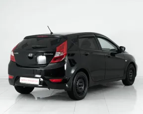 Hyundai  4