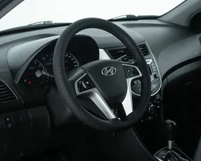 Hyundai  12