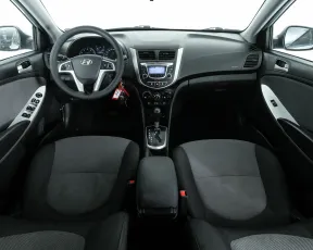 Hyundai  8