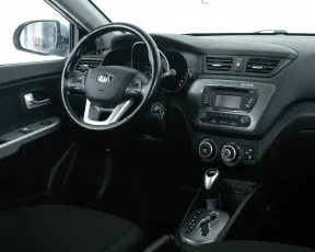 Kia  18