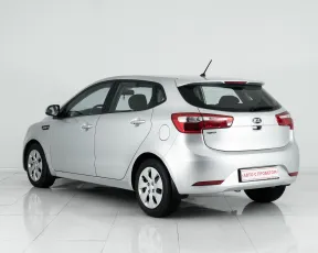 Kia  5